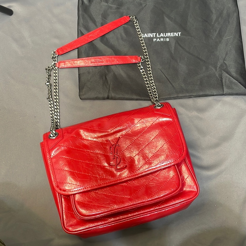 Yves Saint Laurent YSL NIKI HANDBAG.